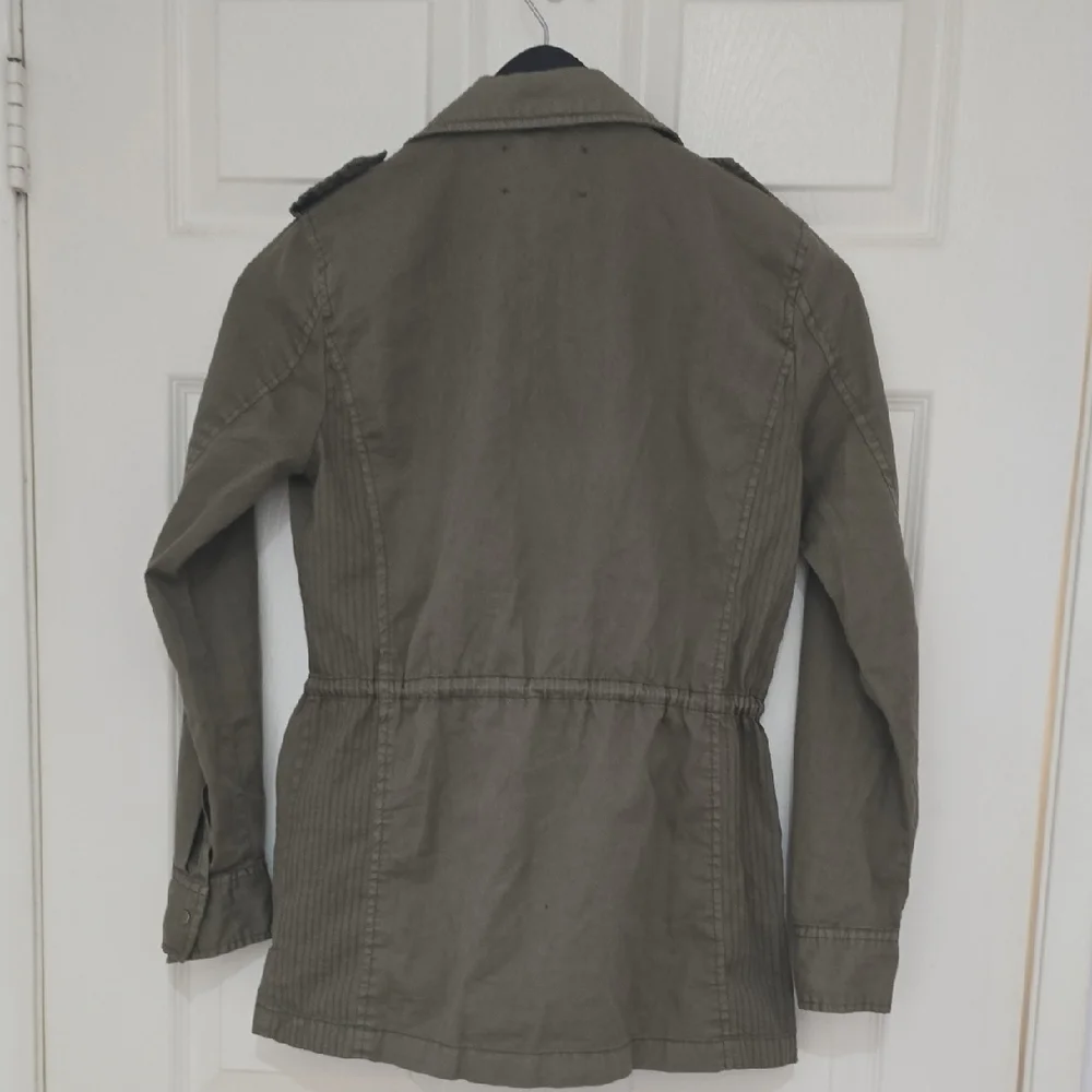 Chic Olive Utility Jacket Size Xs But Adjustable Waist Can Fit S - Picture 9 of 9